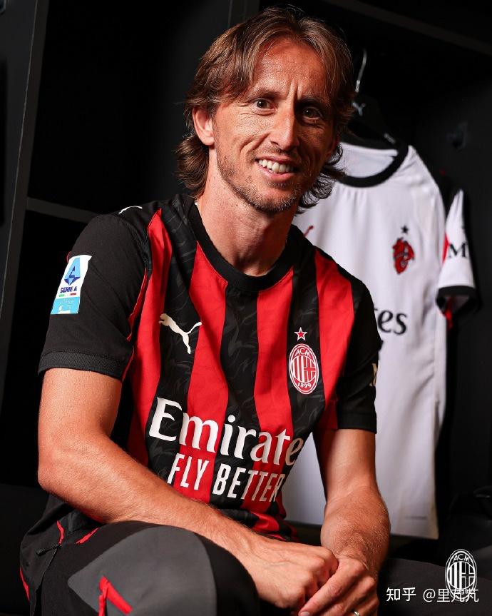 申花迎来2025最后一战，特谢拉、路易斯等多人合同将到期