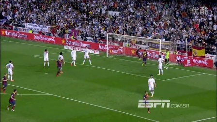 TA：巴萨防守存在问题，但弗里克无意放弃高位防线的战术