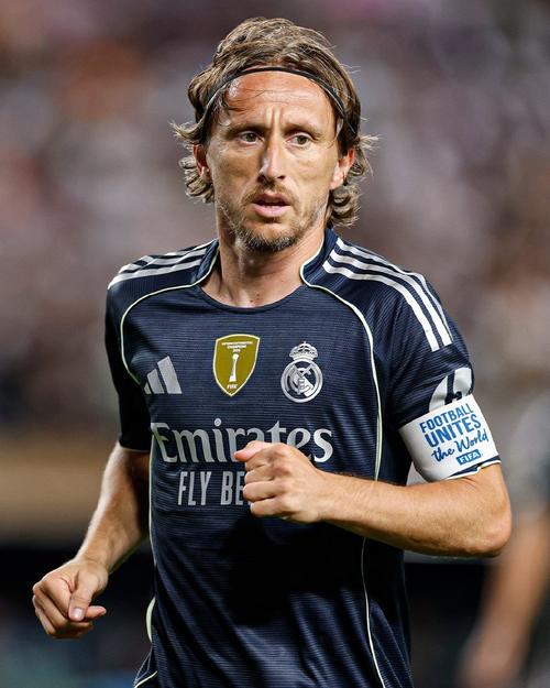 缺谁都能打！本赛季东契奇缺席的比赛湖人战绩4胜1负