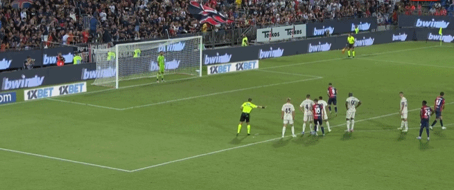 维尔茨领衔! 曝阿隆索递交引援清单 要求皇马连签3大强援（阿隆索提交引援名单：维尔茨领跑，力促皇马连签三大强援）